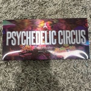 Jeffree Star psychedelic circus palette